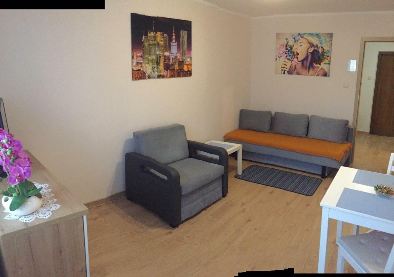 ワルシャワApartament Metro Pole Mokotowskie IIアパートメント エクステリア 写真
